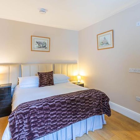 Windermere Studio Rooms - With Free Car Parking Onsite Eksteriør bilde