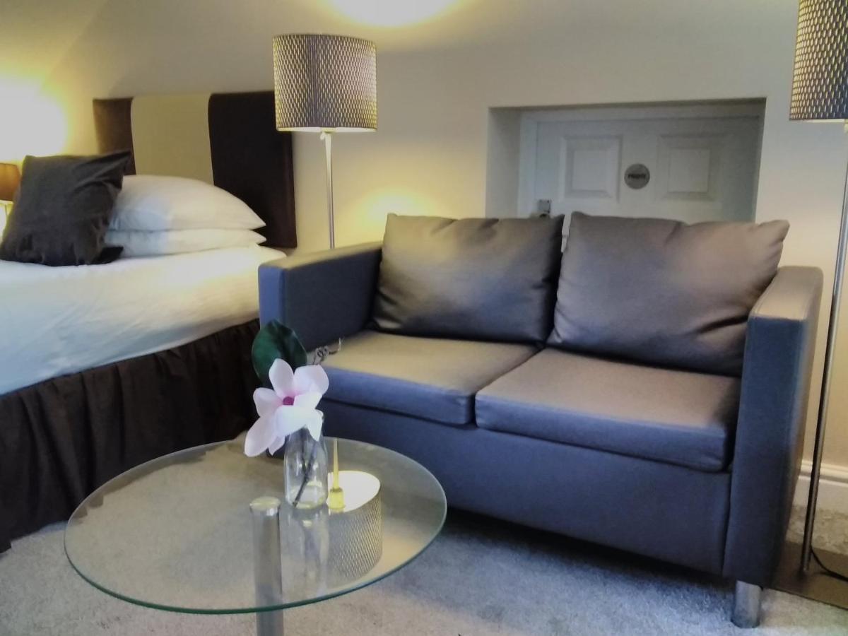 Windermere Studio Rooms - With Free Car Parking Onsite Eksteriør bilde
