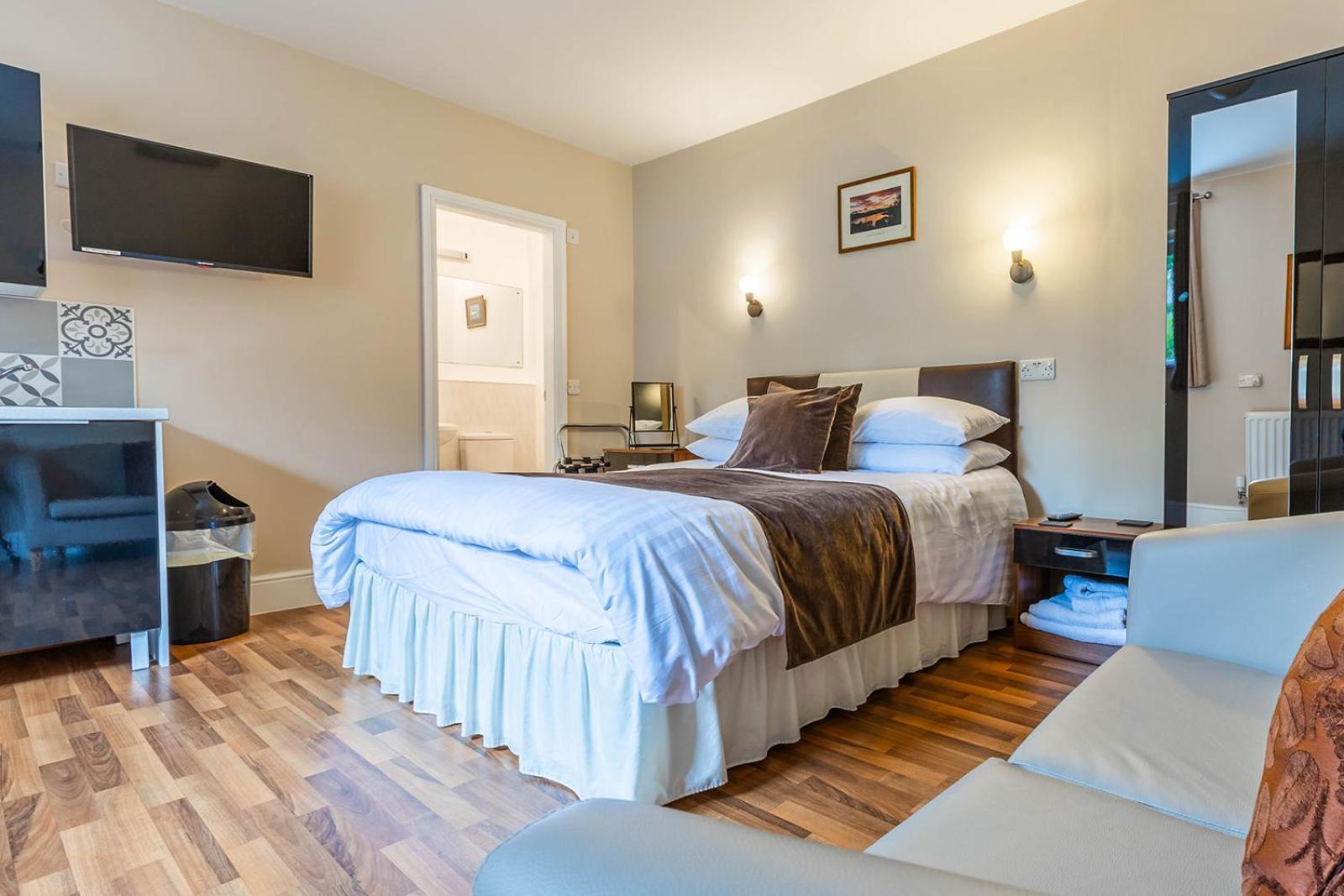 Windermere Studio Rooms - With Free Car Parking Onsite Eksteriør bilde