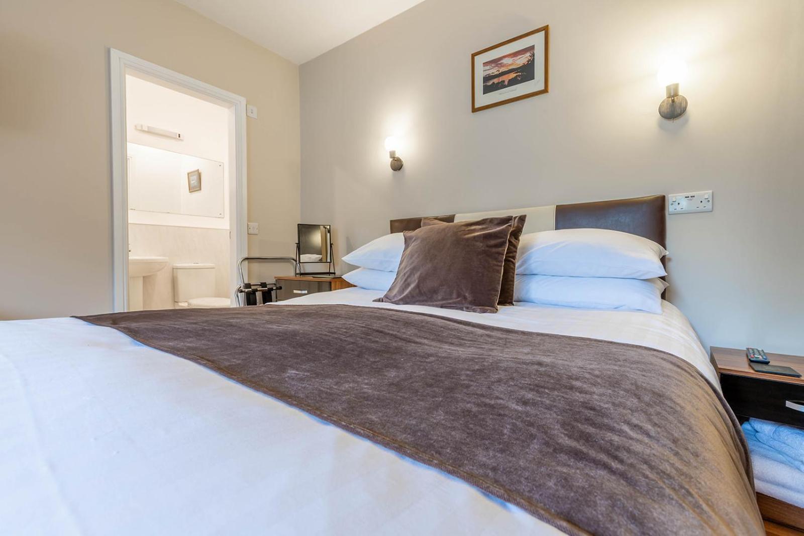 Windermere Studio Rooms - With Free Car Parking Onsite Eksteriør bilde