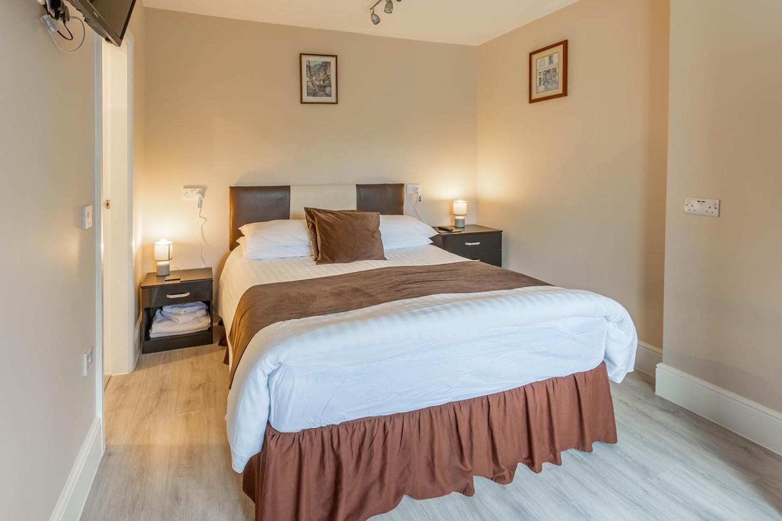 Windermere Studio Rooms - With Free Car Parking Onsite Eksteriør bilde