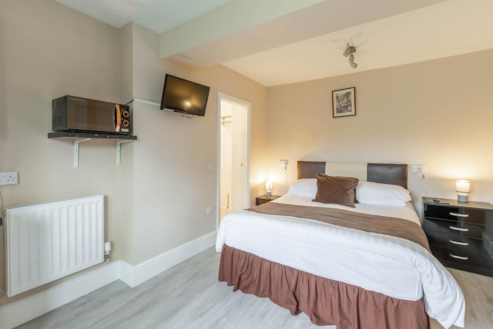 Windermere Studio Rooms - With Free Car Parking Onsite Eksteriør bilde