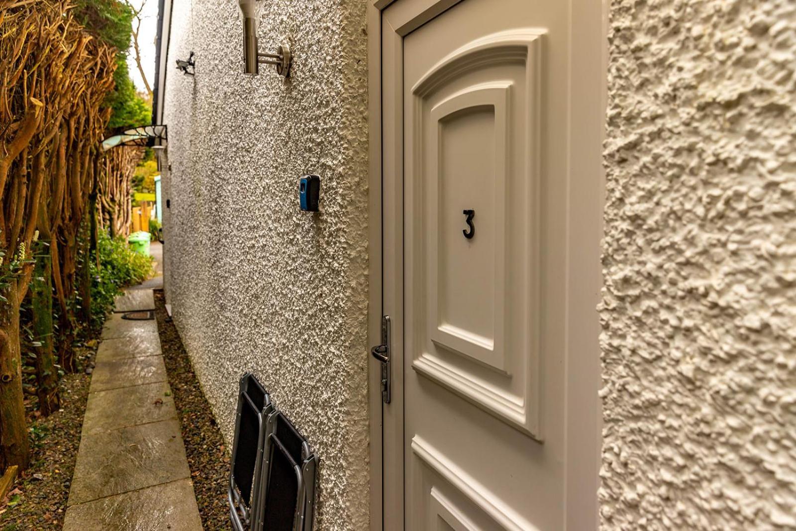 Windermere Studio Rooms - With Free Car Parking Onsite Eksteriør bilde